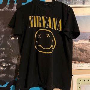 Nirvana tee